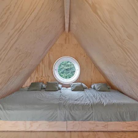 Buitenverblijf Nest *